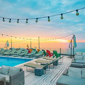 Boulevardside Batumi